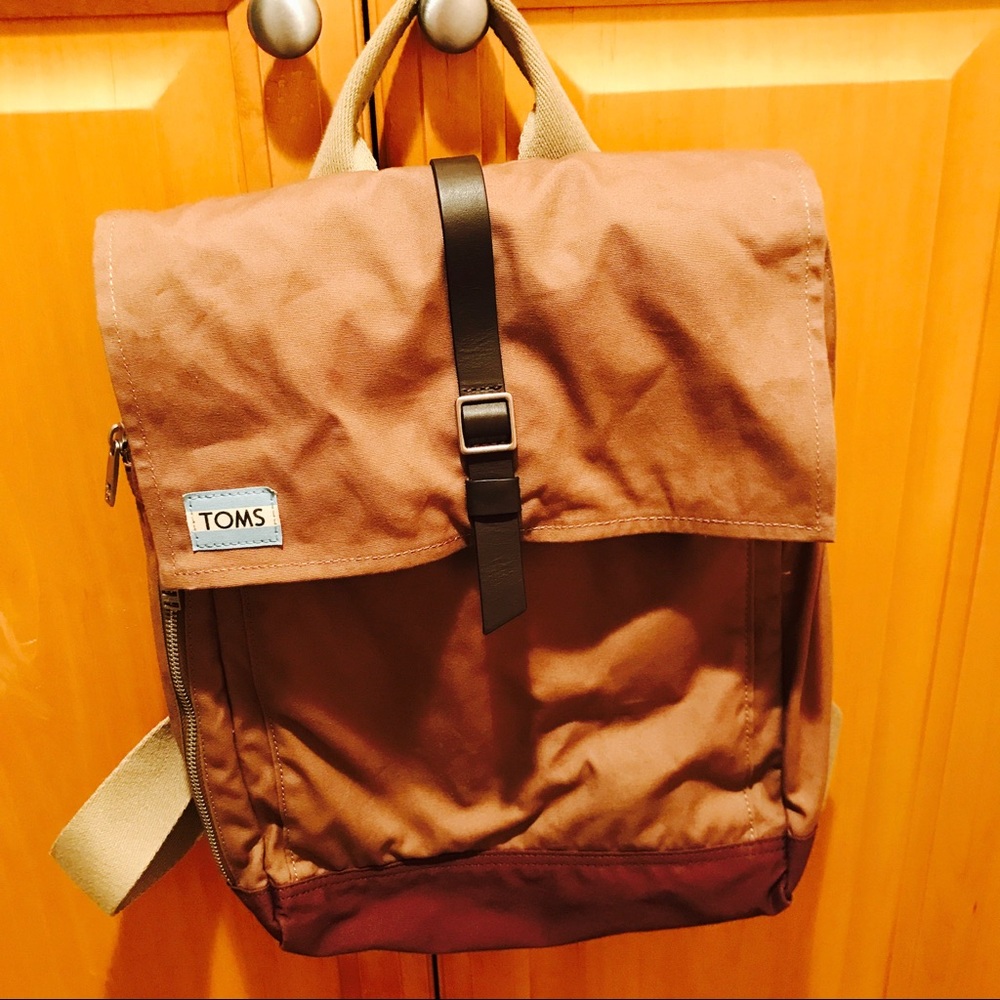 Toms brownish backpack